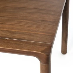 STORM Table à manger 8 personnes aux bords arrondis en bois