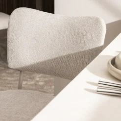 VANDER Lot de 2 chaises de bar en tissu et métal pieds beiges H65cm
