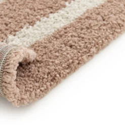 VICTORIA I Tapis contemporain à motif géométrique